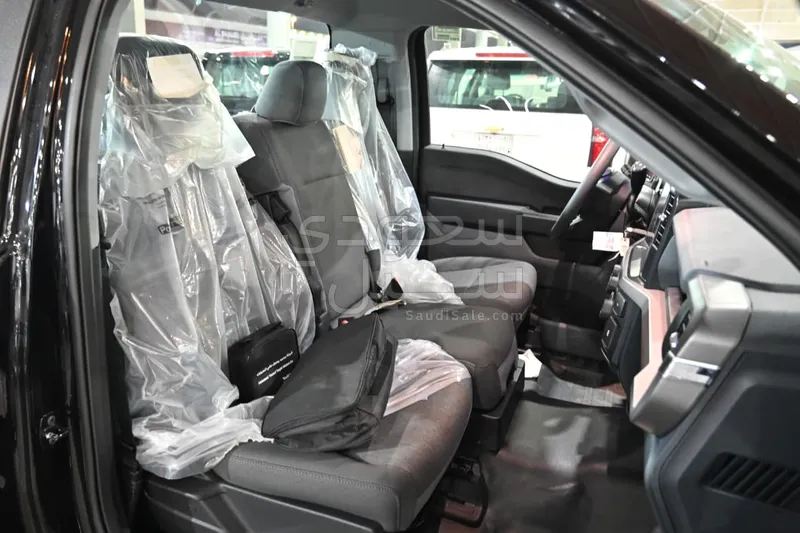 2025 فورد اف 150