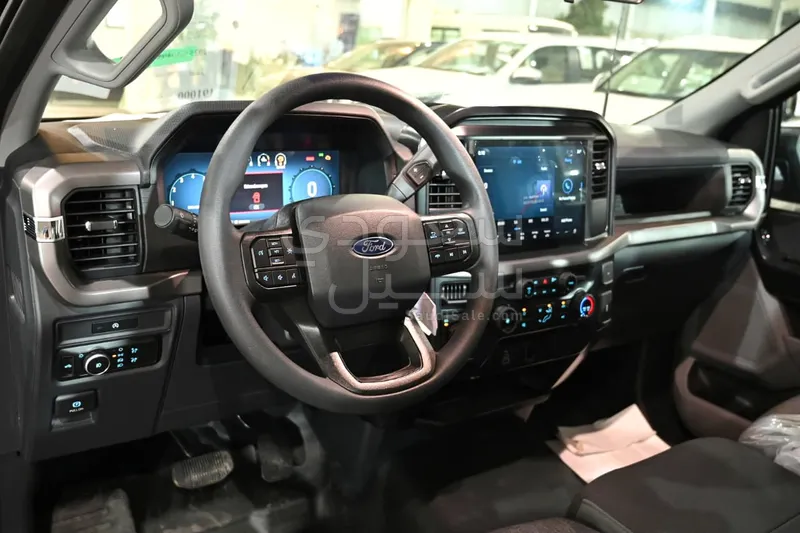 2025 فورد اف 150