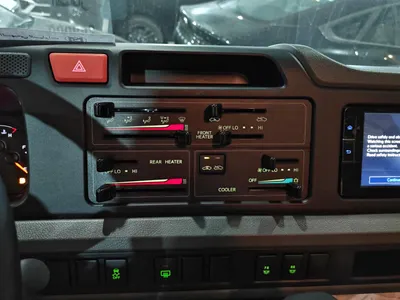 2025 تويوتا كوستر