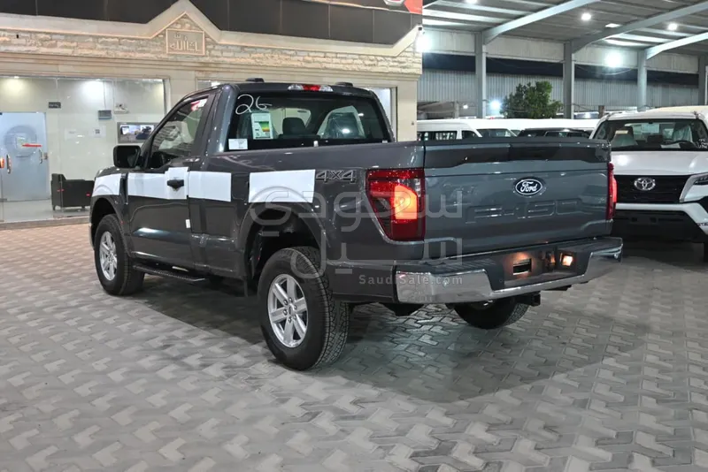 2025 فورد اف 150