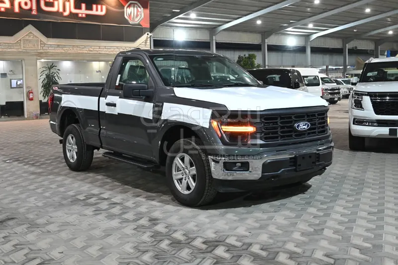 2025 فورد اف 150