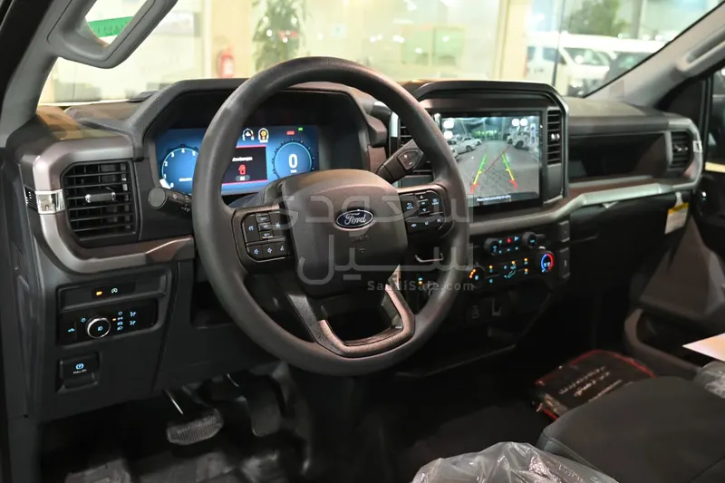 2025 فورد اف 150