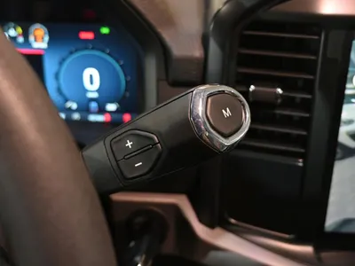 2025 فورد اف 150