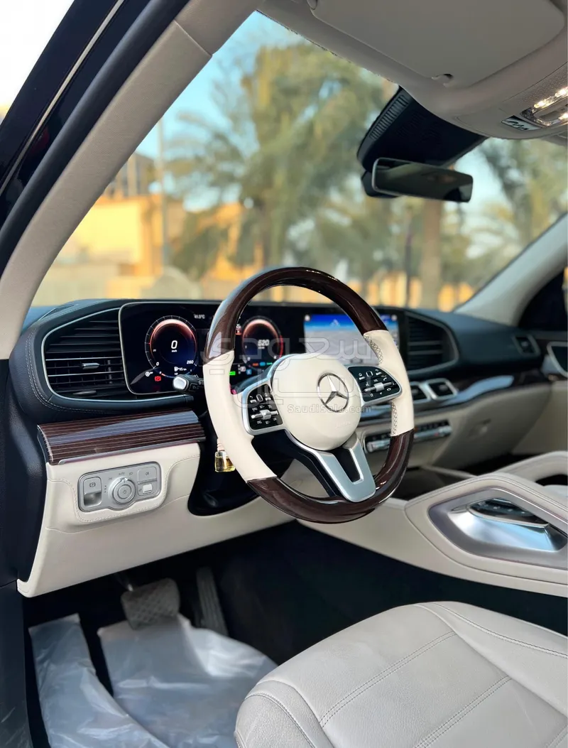 2021 مرسيدس - بنز جي إل إي 450 أي إم جي