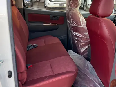 2014 تويوتا هاي لوكس غمارتين