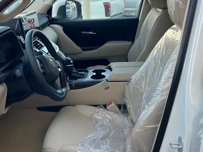 2025 تويوتا لاند كروزر جي اكس ار4