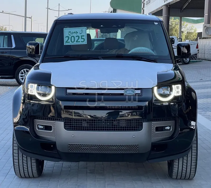 2025 لاند روفر ديفيندر اكس داينمك