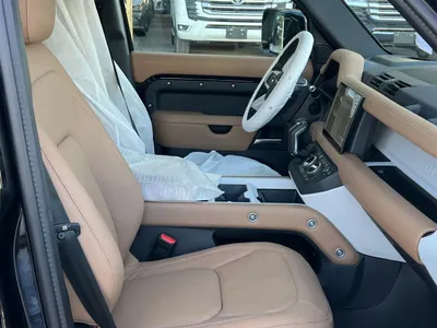 2025 لاند روفر ديفيندر اكس داينمك