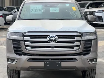 2025 تويوتا لاند كروزر جي اكس ار4