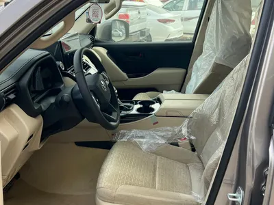 2025 تويوتا لاند كروزر جي اكس ار4