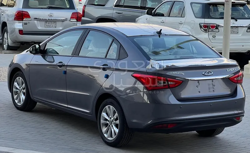 2023 شيري اريزو 5