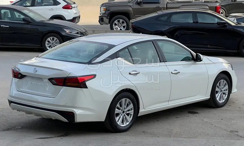2019 نيسان التيما