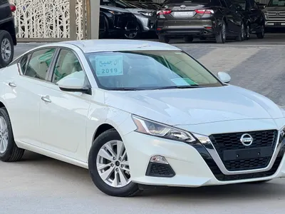 2019 نيسان التيما