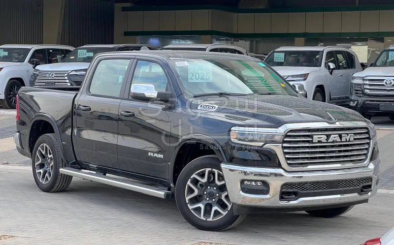 2025 دودج رام لارامي