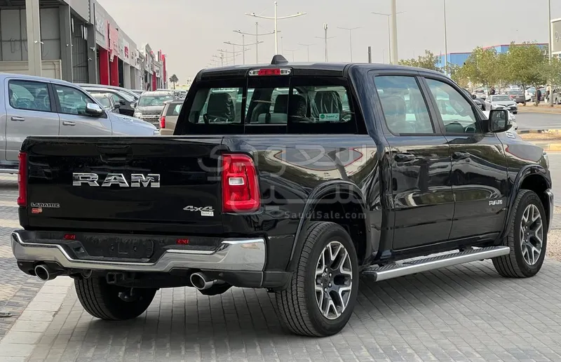 2025 دودج رام لارامي