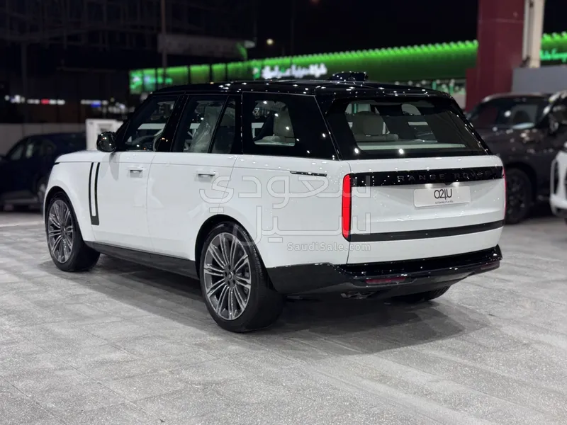 2025 لاند روفر رينج روفر اتش اس اي