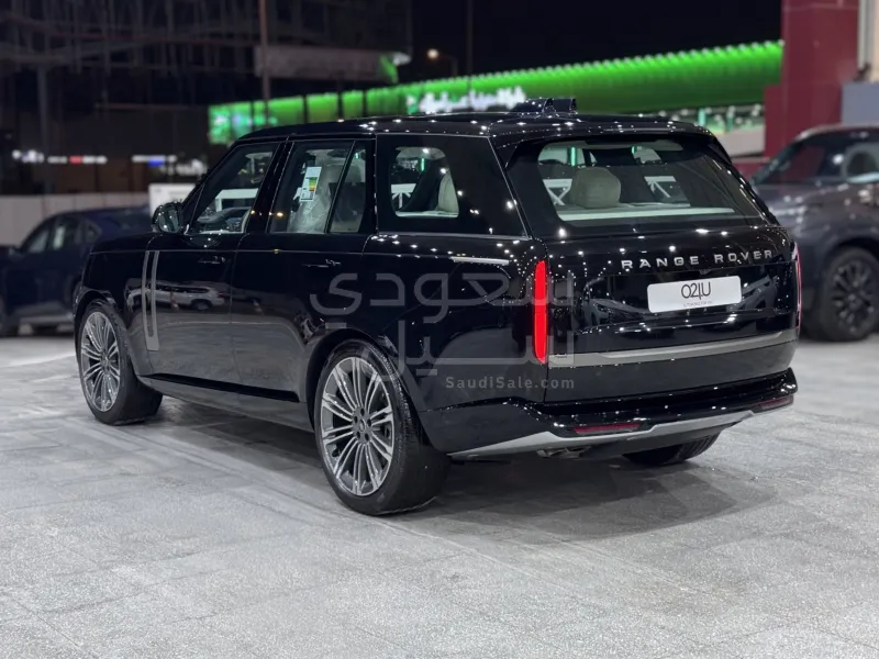 2025 لاند روفر رينج روفر اتش اس اي