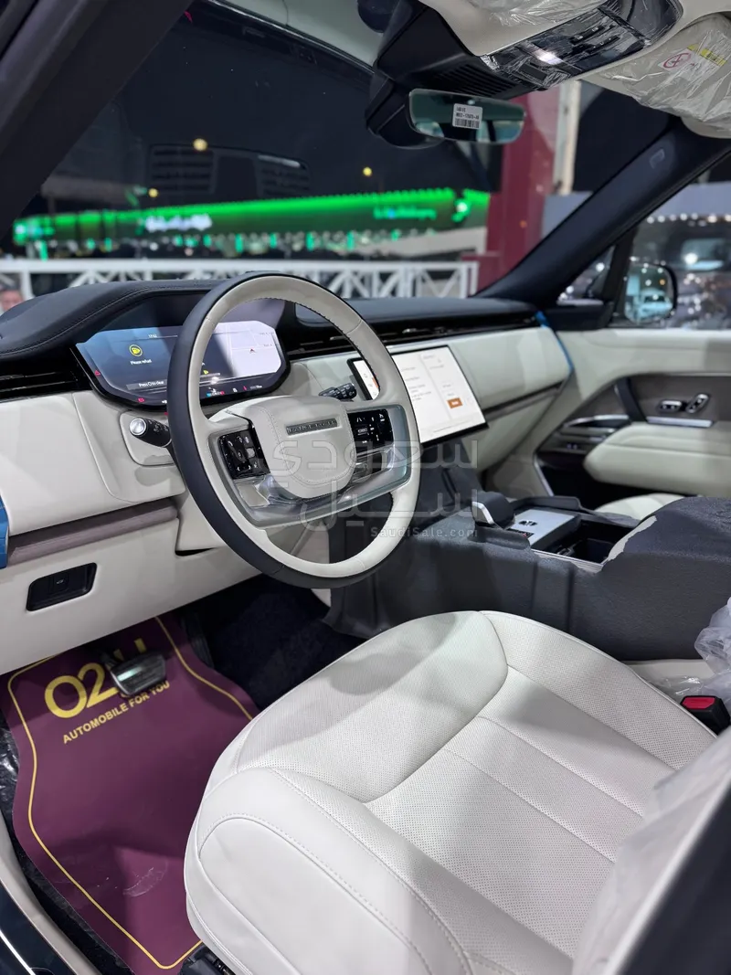 2025 لاند روفر رينج روفر اتش اس اي