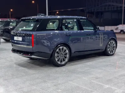 2025 لاند روفر رينج روفر اتش اس اي