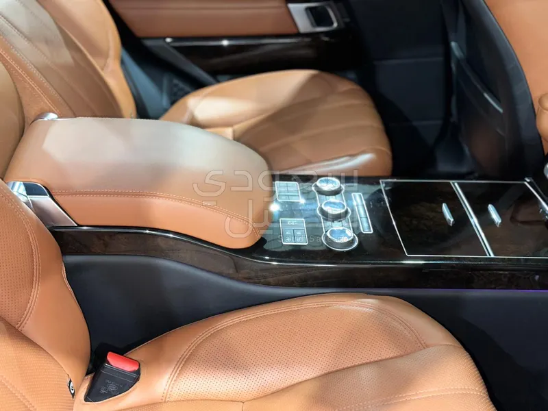 2016 لاند روفر رينج روفر اوتوبيوغرافي