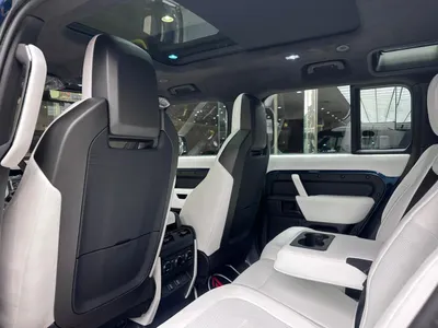 2026 لاند روفر ديفيندر اوكتا