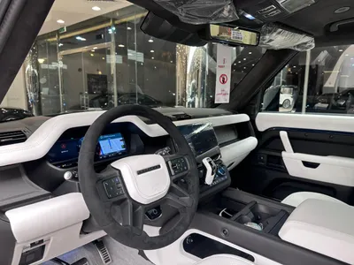 2026 لاند روفر ديفيندر اوكتا