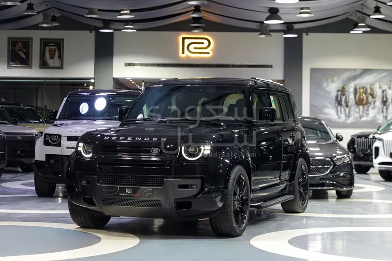 2026 لاند روفر ديفيندر اتش اس اي