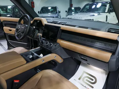 2026 لاند روفر ديفيندر اتش اس اي