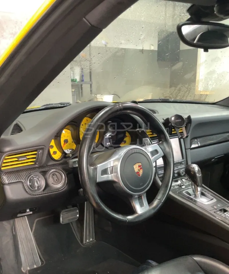 2015 بورش 911 كاريرا