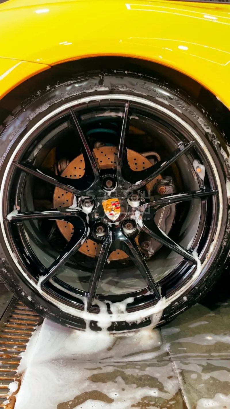 2015 بورش 911 كاريرا