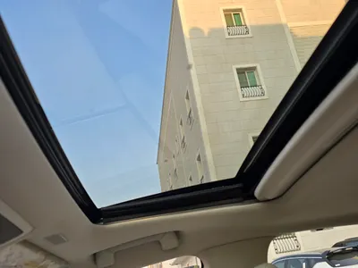 2022 لكزس إي إس 300 هايبرد