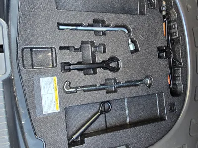 2022 لكزس إي إس 300 هايبرد