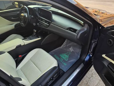 2022 لكزس إي إس 300 هايبرد