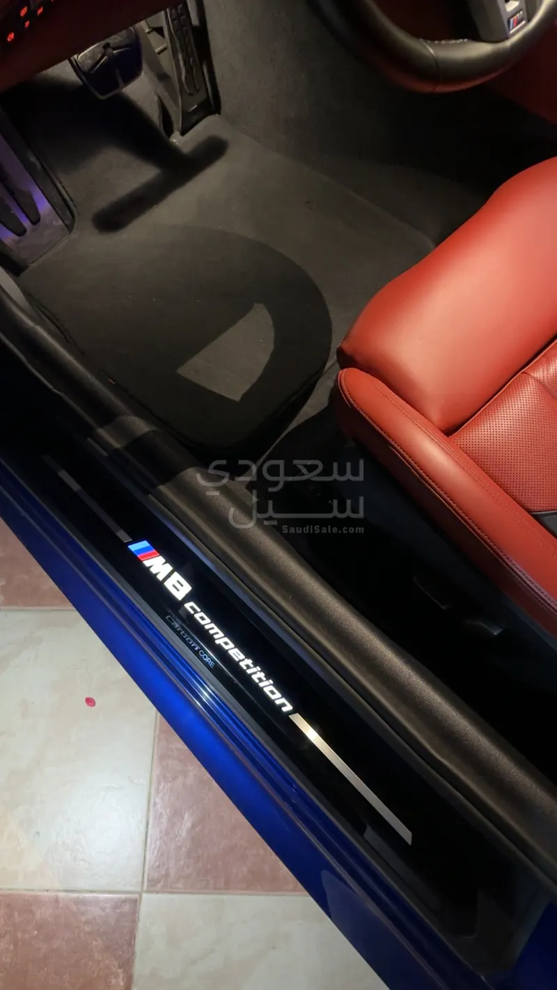 2021 بي ام دبليو الفئة ام إم 8 كومبيتيشن