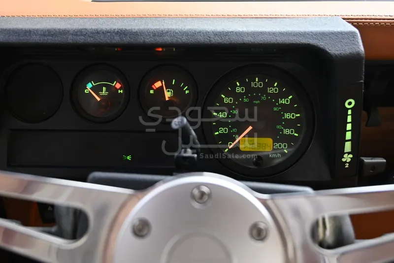 2000 لاند روفر ديفيندر 110