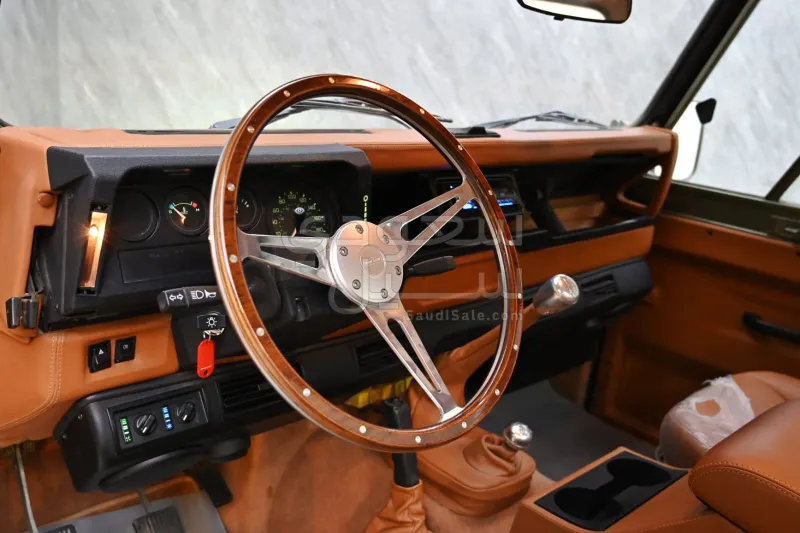 2000 لاند روفر ديفيندر 110