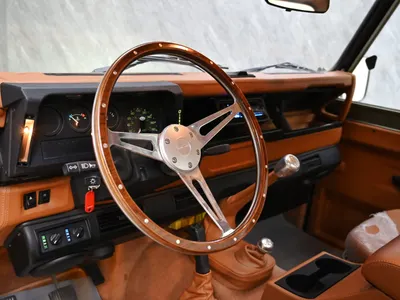 2000 لاند روفر ديفيندر 110