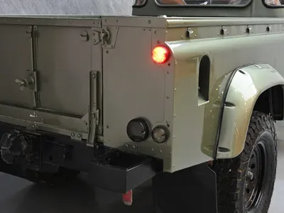 2000 لاند روفر ديفيندر 110