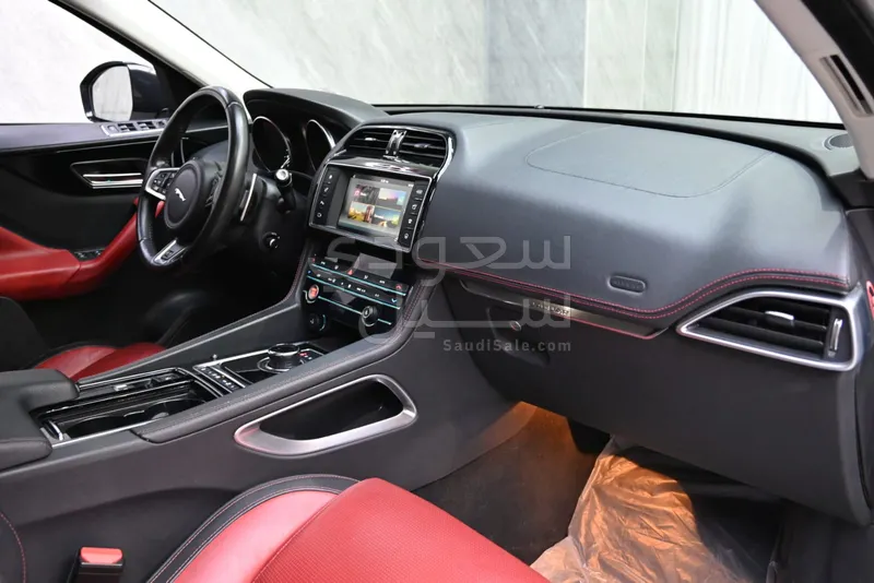 2018 جاكوار اف-بيس ار سبورت