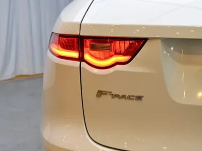 2018 جاكوار اف-بيس ار سبورت