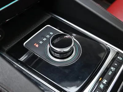 2018 جاكوار اف-بيس ار سبورت