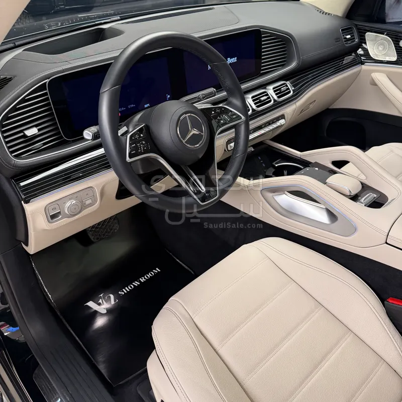 2025 مرسيدس - بنز جي إل إي 450 أي إم جي