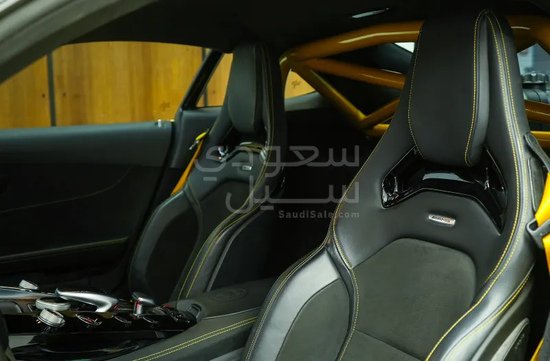 2018 مرسيدس - بنز جي تي أر أي إم جي