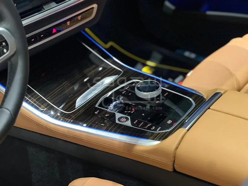 2025 بي ام دبليو الفئة اكس 5