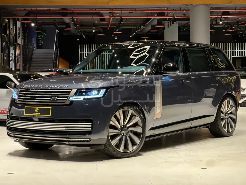 2025 لاند روفر رينج روفر اس في اوتوبيوغرافي