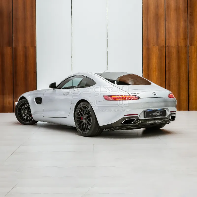 2015 مرسيدس - بنز جي تي إس أي إم جي