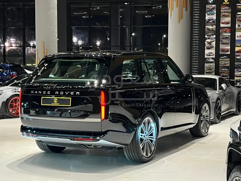 2025 لاند روفر رينج روفر اتش اس اي