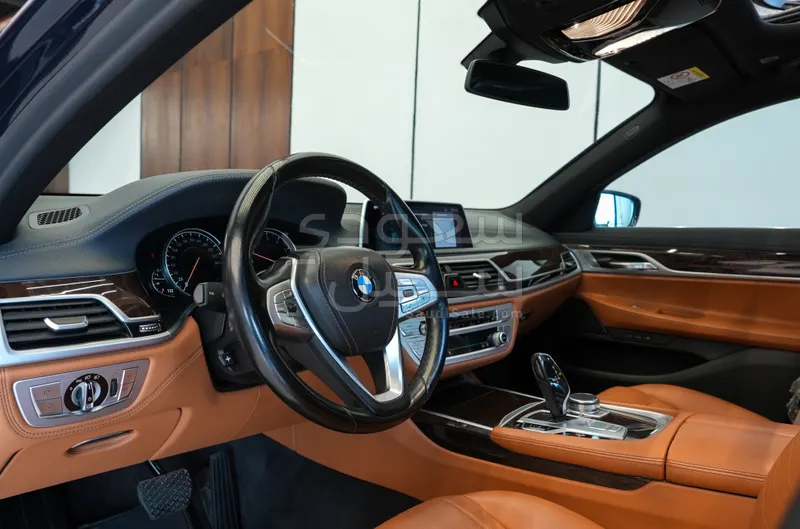 2019 بي ام دبليو الفئة السابعة 730 إل أي