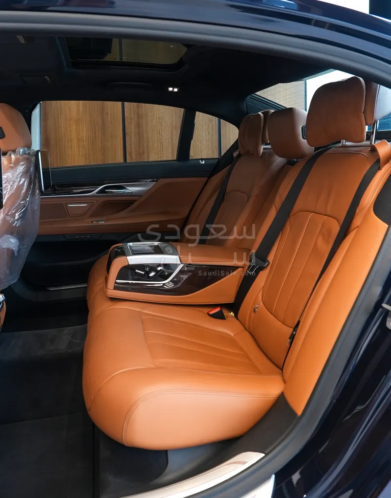 2019 بي ام دبليو الفئة السابعة 730 إل أي