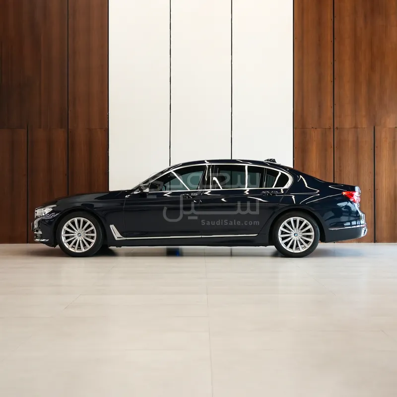 2019 بي ام دبليو الفئة السابعة 730 إل أي